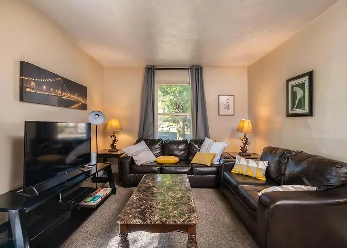 Entire House 3 Bedroom Twin Cities, Specious, Entire House, Ac